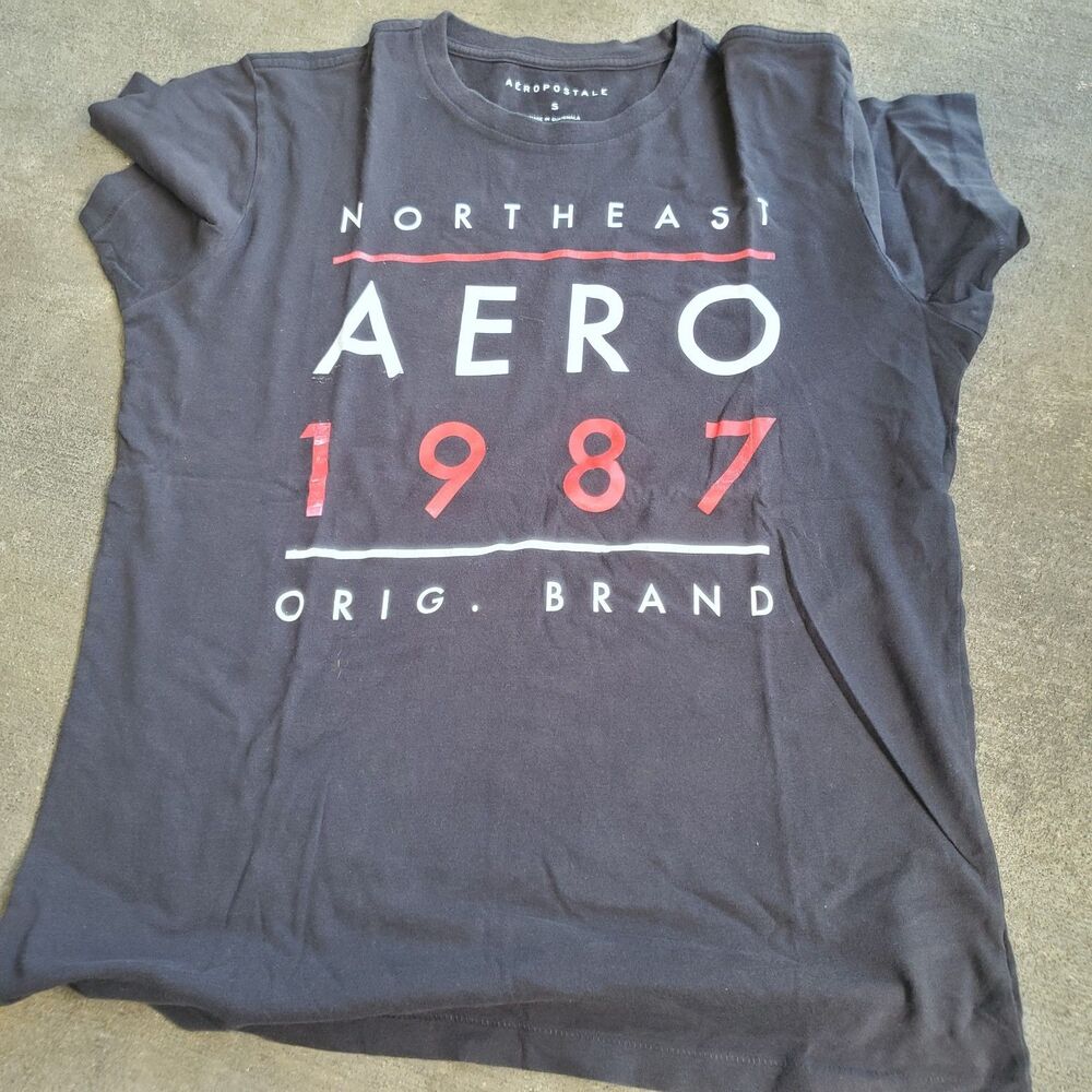 Junior's Aeropostale Northeast Aero 1987 Logo Graphic Tee Size Small